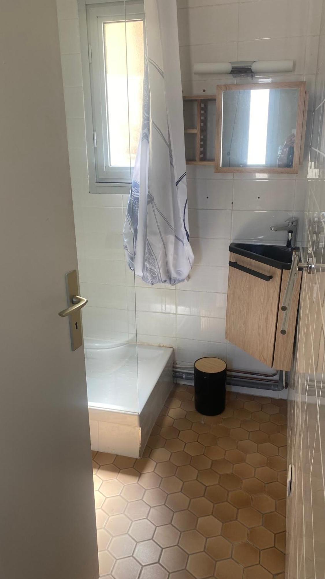 Apartment Bord De *