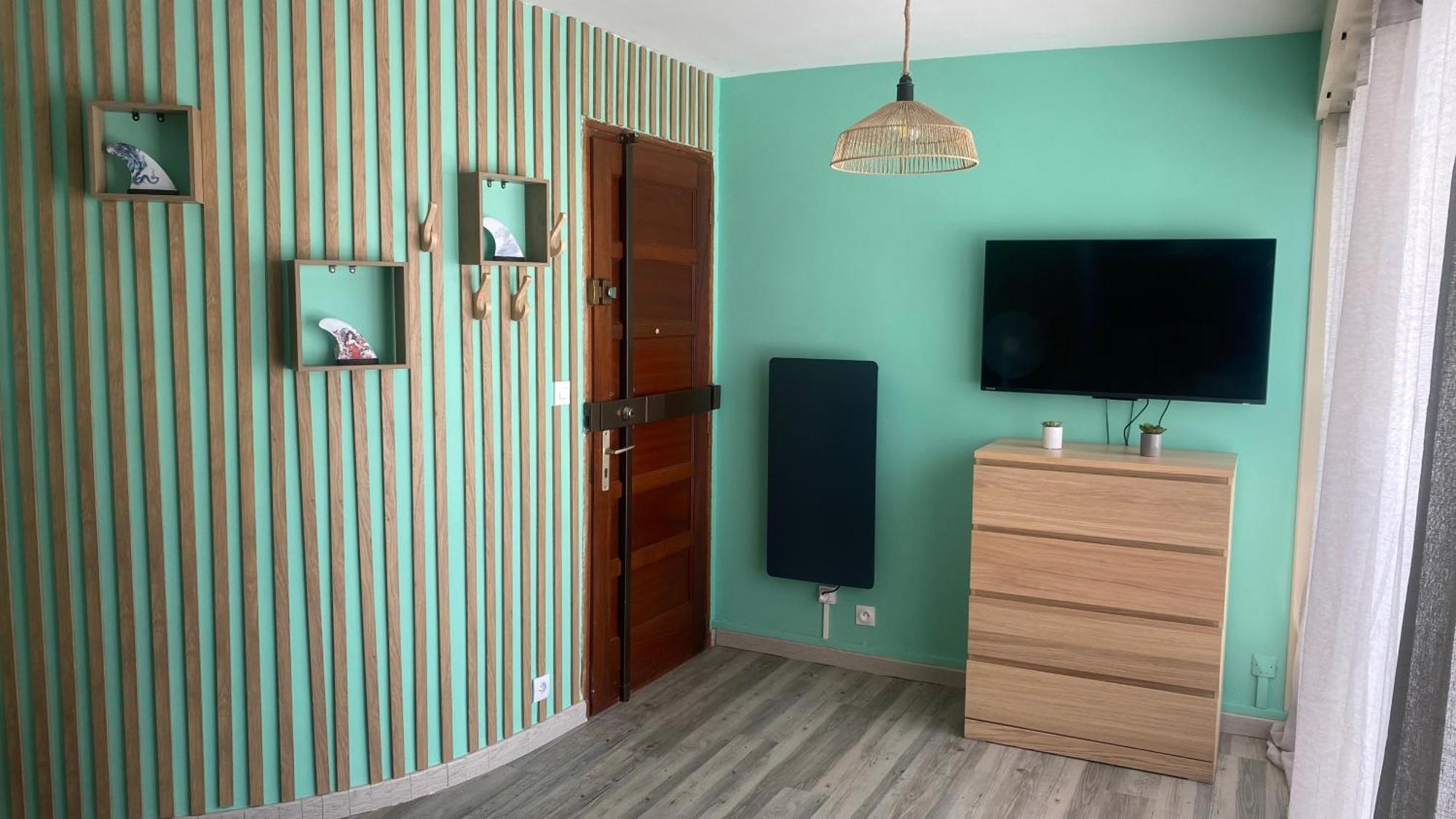 Apartment Bord De *